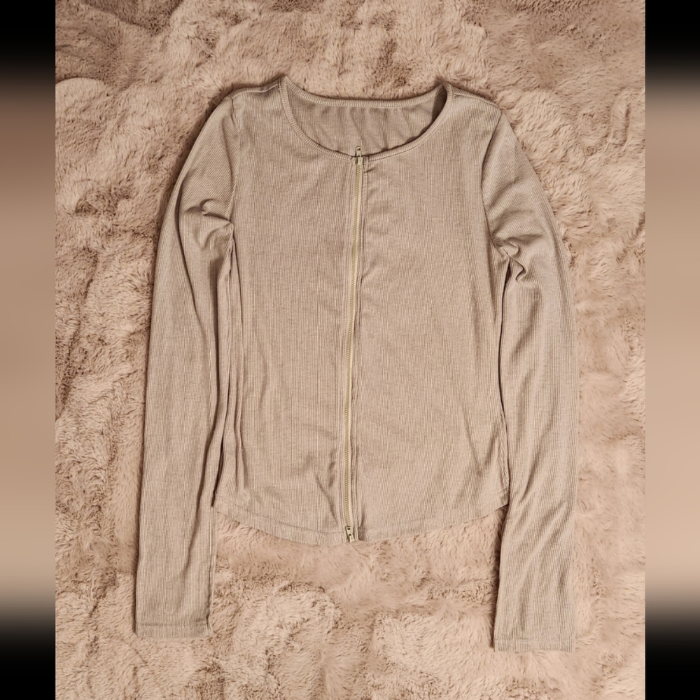 SHEIN top, junior's size medium, light green